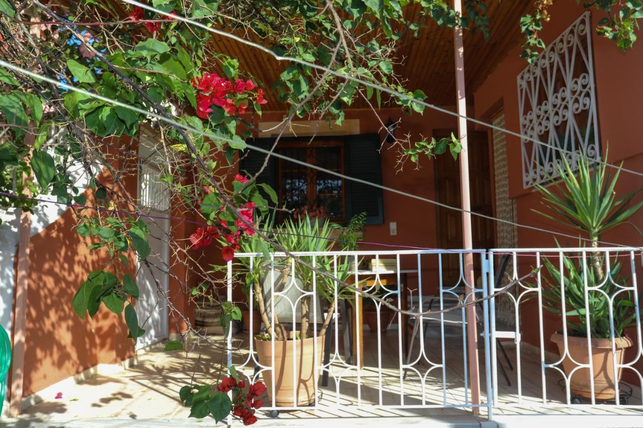 Apartment Family House At Corfu Town